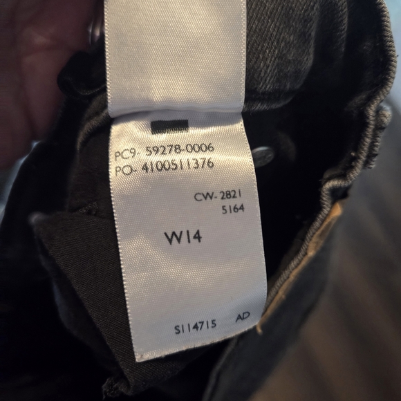 Signature by Levi Strauss Gray Jean Shorts - Picture 5 of 7